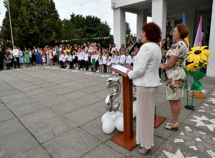  Перше вересня в ювілейному закладі (фоторепортаж)