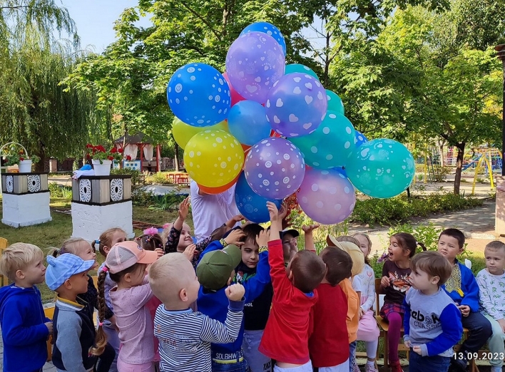 Подаруй свято дітям! У дитячому садочку «Крунк» відзначили день народження закладу