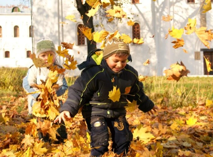 Золота осінь у Славутичі (фоторепортаж)