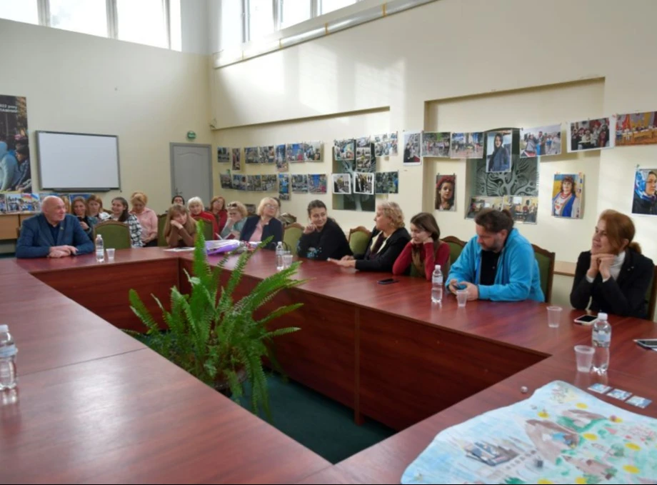 Як святкували День бібліотек у Славутичі: нагороди та визнання!