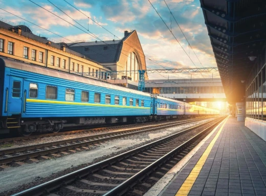 Укрзалізниця запускає оновлений сайт для купівлі залізничних квитків фото