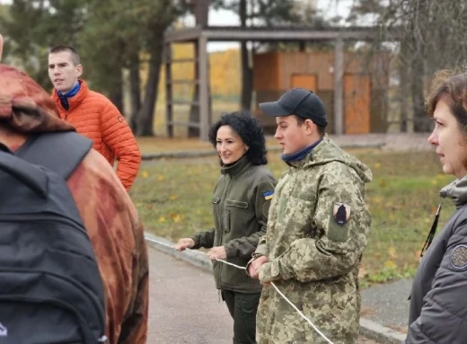 Славутицькі психологи навчають старшокласників, як діяти під час стресу (фото, відео) фото