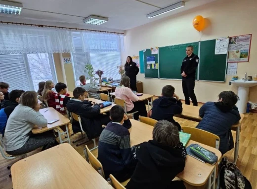 Психологічно-правова допомога для славутицьких підлітків (фото, відео) фото