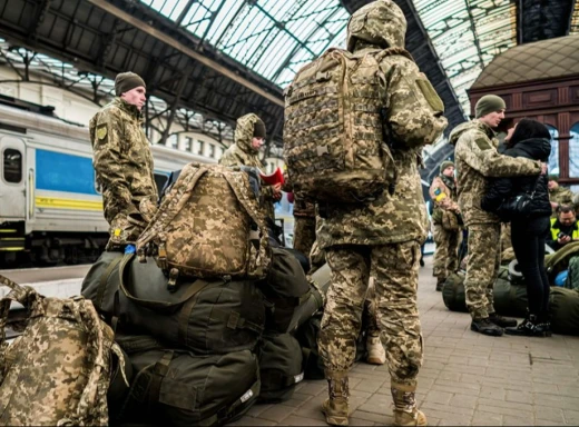 Бронювання від мобілізації: Хто та як може використати нові правила в Україні? фото