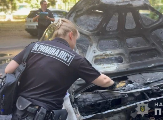 В Одесі затримали групу підпалювачів автомобілів військових фото