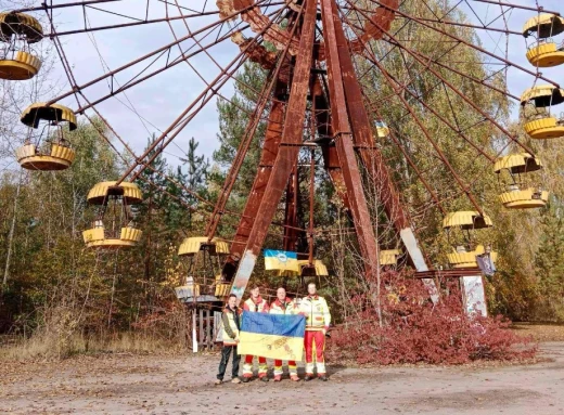 Німецькі волонтери привезли гуманітарну допомогу у Чорнобильський заповідник фото